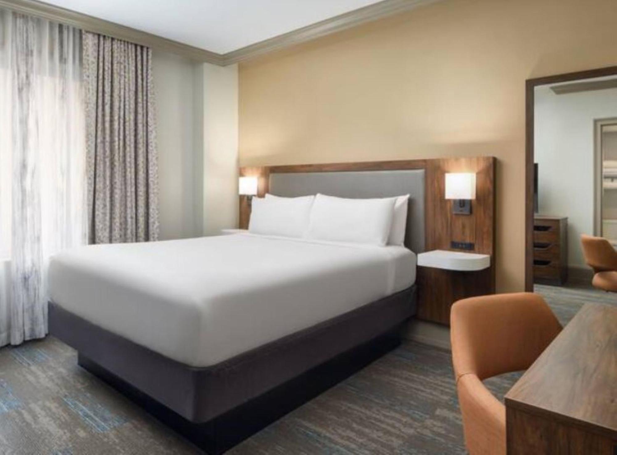 Hampton Inn & Suites New Orleans Canal St. French Quarter Exteriör bild