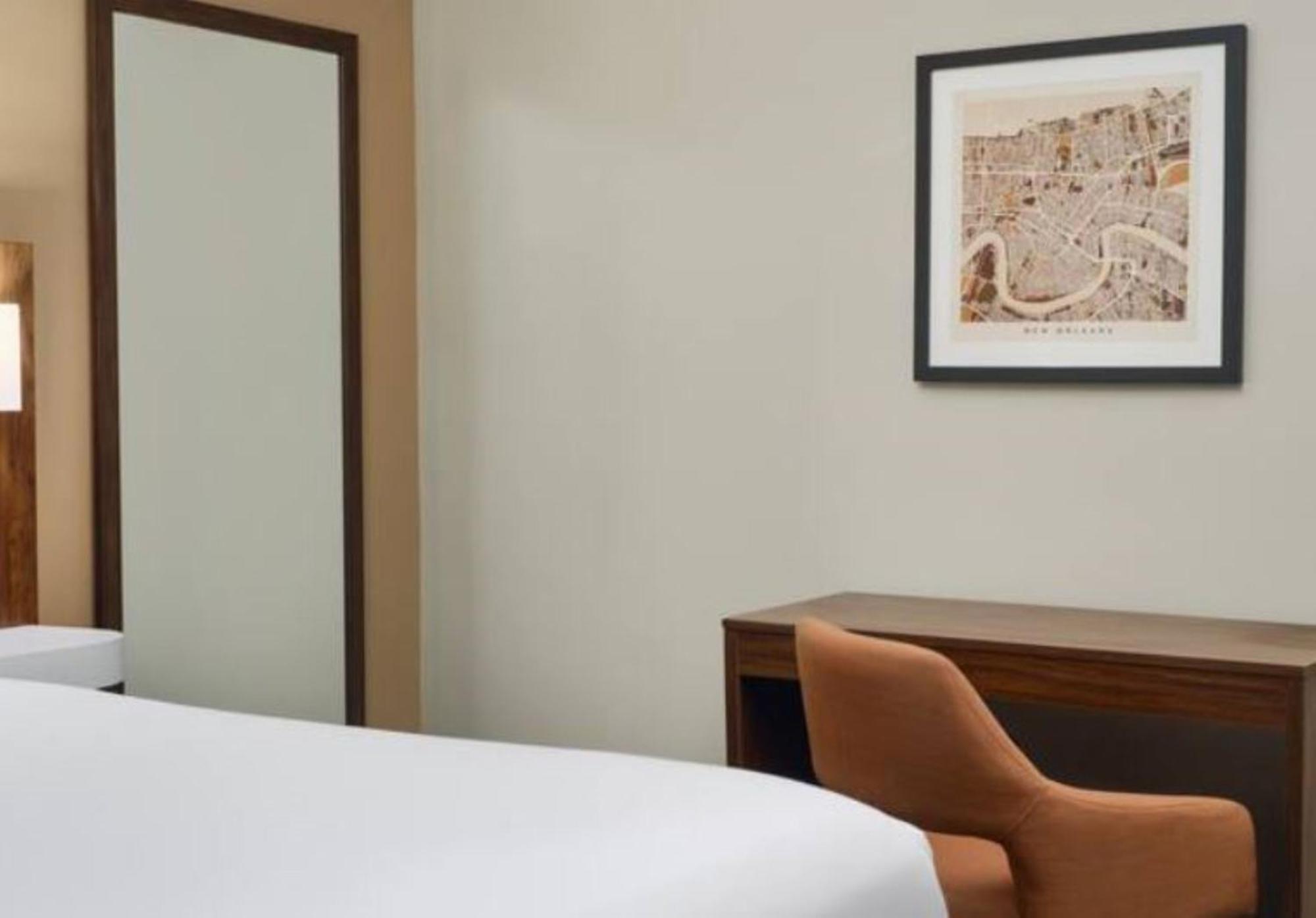 Hampton Inn & Suites New Orleans Canal St. French Quarter Exteriör bild