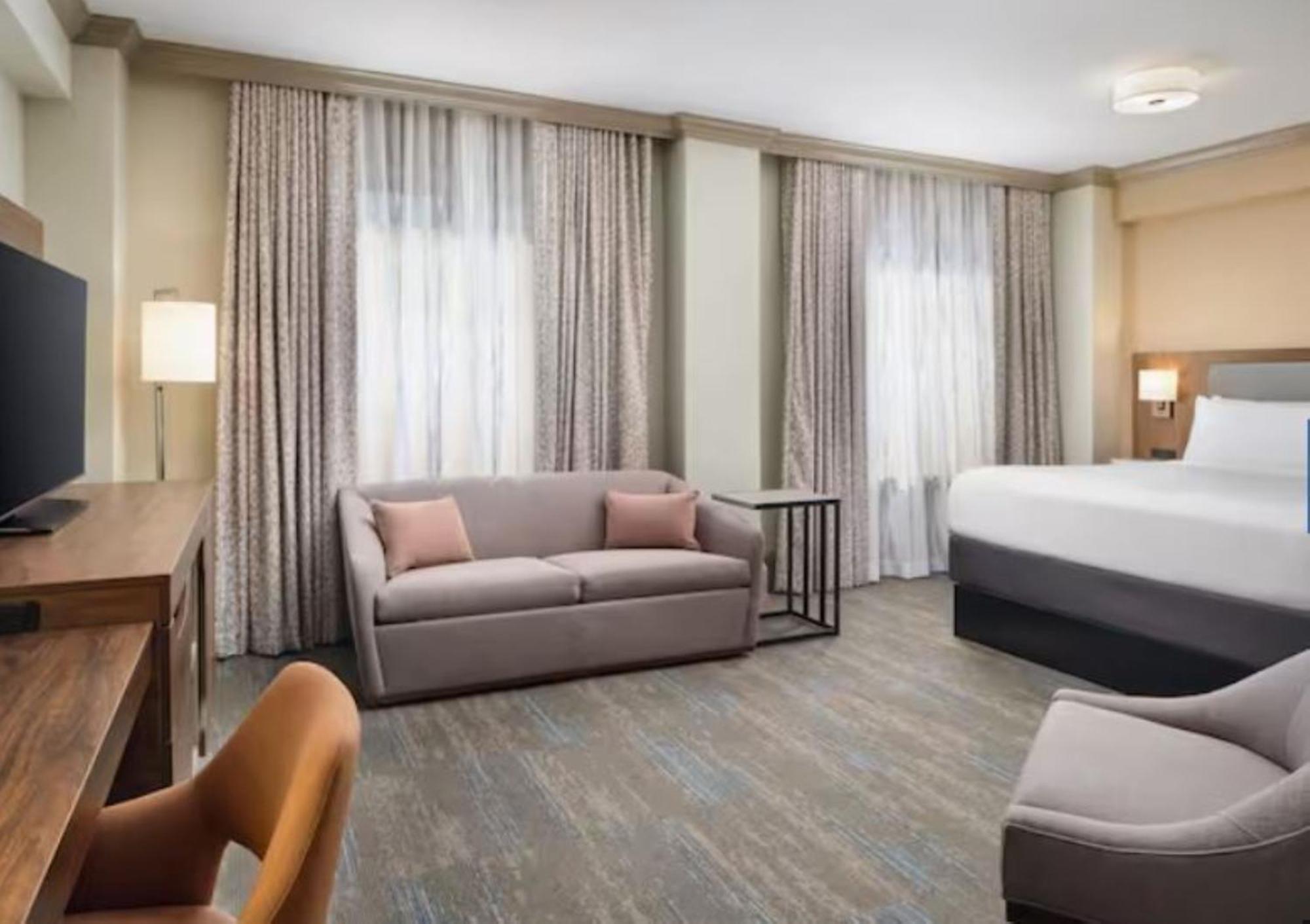 Hampton Inn & Suites New Orleans Canal St. French Quarter Exteriör bild