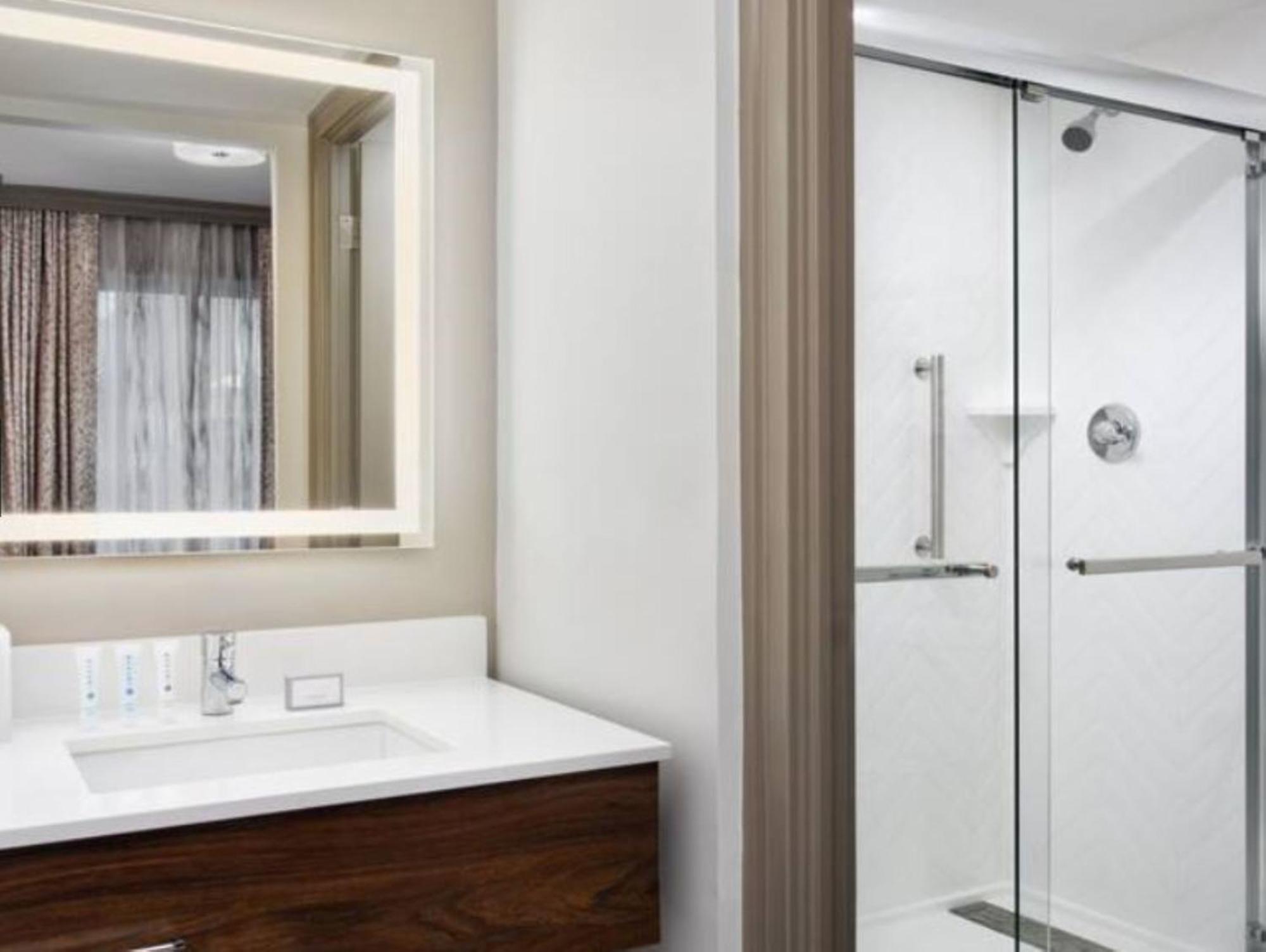 Hampton Inn & Suites New Orleans Canal St. French Quarter Exteriör bild