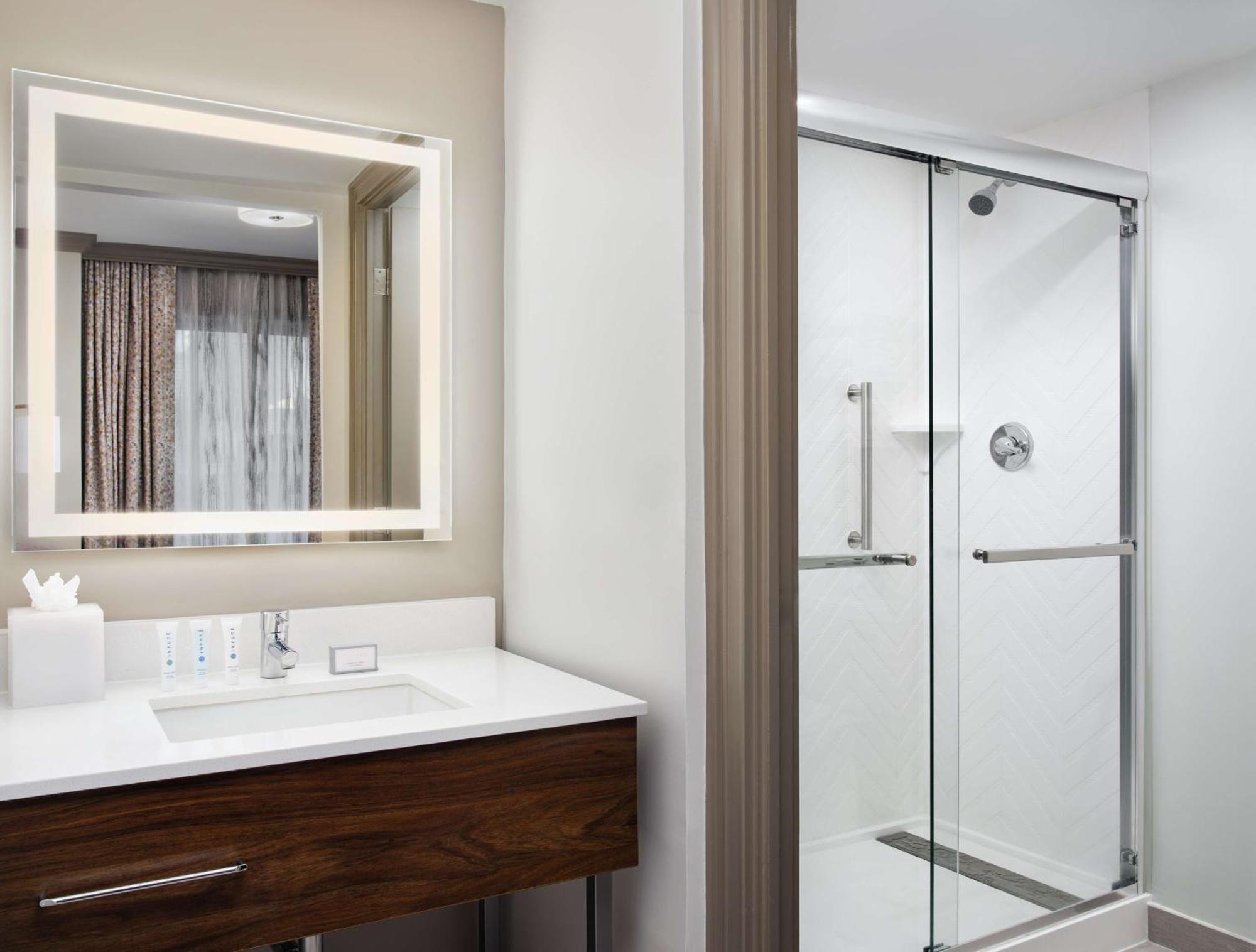 Hampton Inn & Suites New Orleans Canal St. French Quarter Exteriör bild